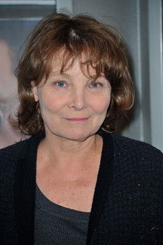 Diane Kurys as Annick