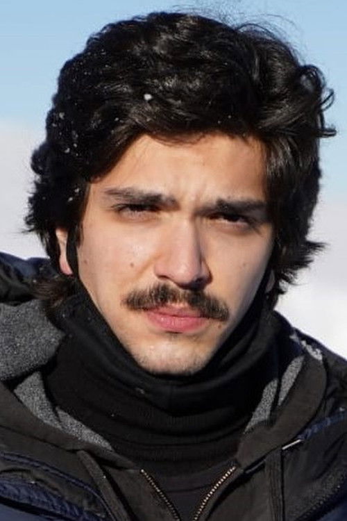 Henrique Linhales Rangel as Cozinheiro