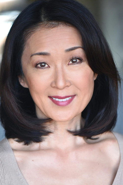 Hira Ambrosino as Juliet