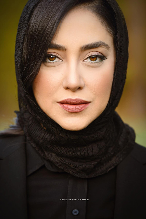 Bahare Kianafshar as 