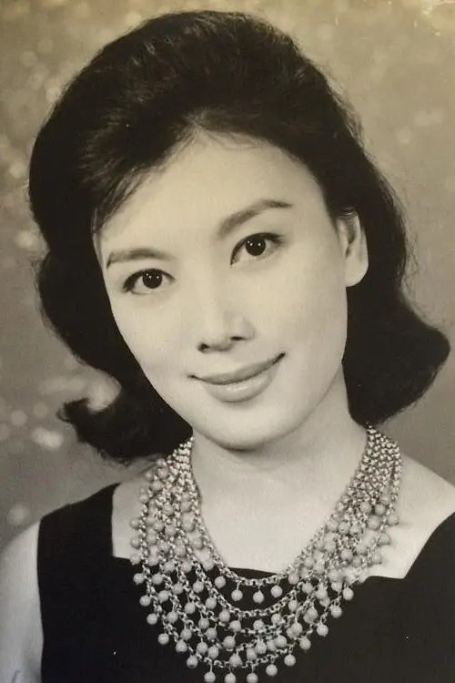 Ting Ying as Cheung Oi-Lan