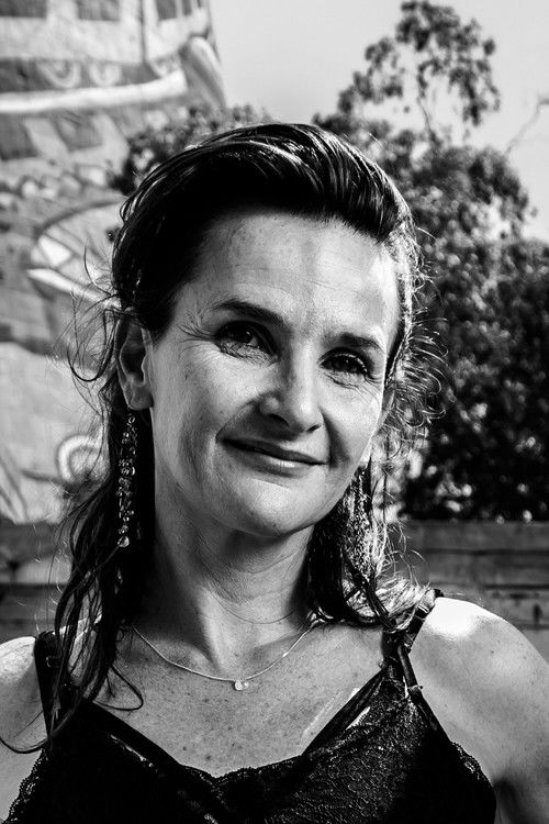 Amanda Lane as Young Gertrude