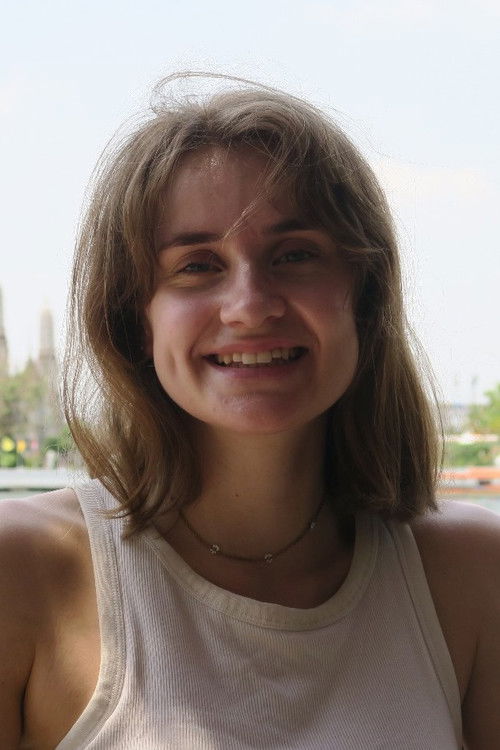 Victoria Linzenich as Greaser #2