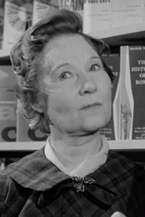 Paula Trueman as Old Lady