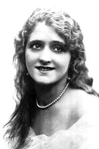 Mary Massart as Helen Cumberley