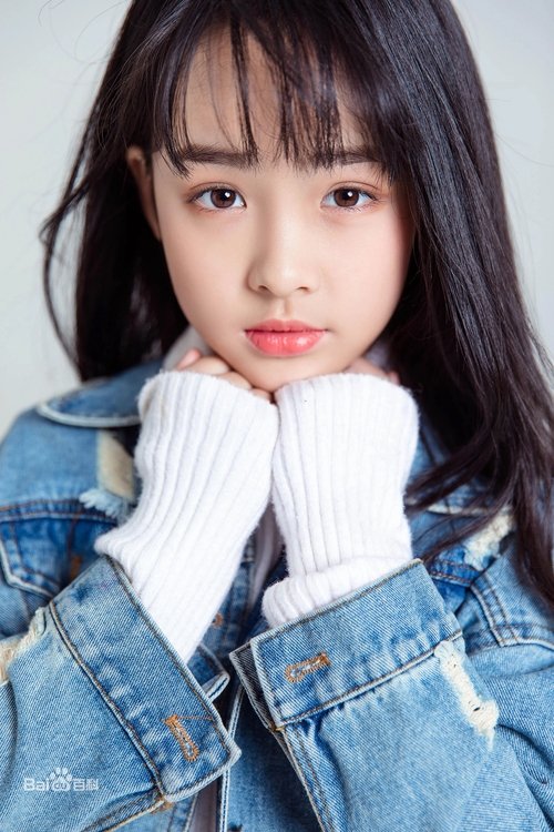 Fan Yujie as Xiao Mei (segment "Duck Prophet")