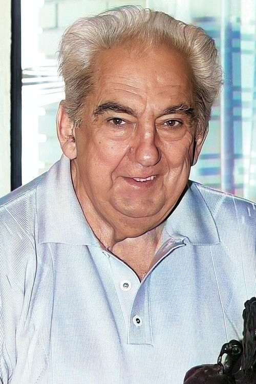 Ljubomir Ubavkić as Lazar Popadić