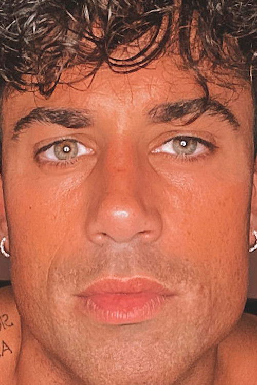 Diego Pérez as Self - Contestant