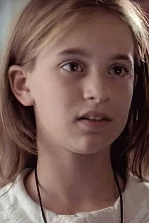 Chantal Conlin as Cassie Aisling