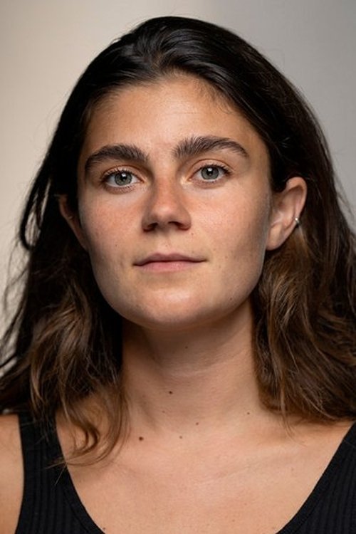 Frederikke Thomassen as Ida