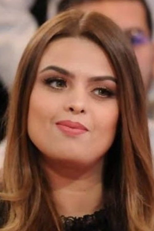 Yosra Manaï as Amani (أماني)