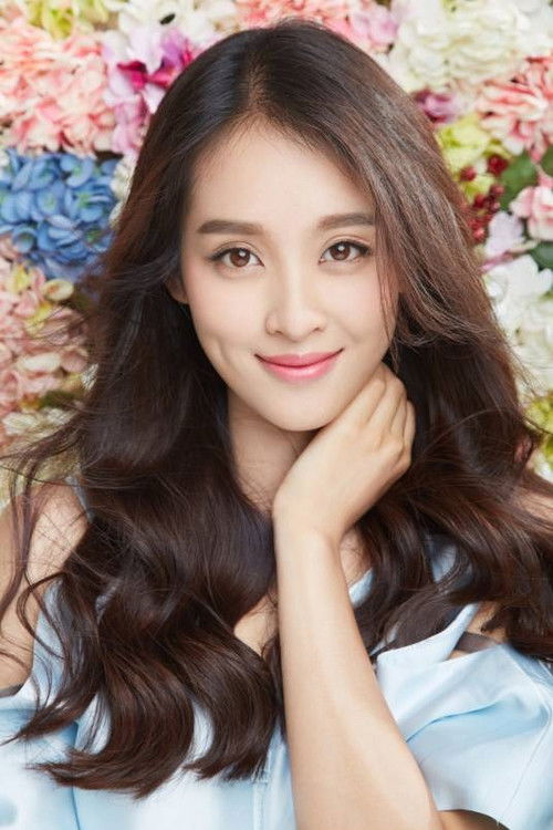 Wu Pin Pian as Empress