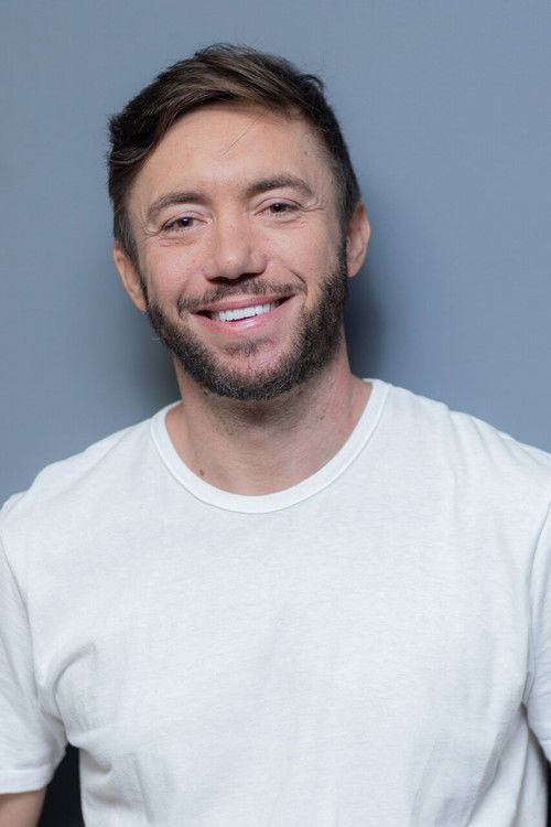 Sérgio Harger as Arthur