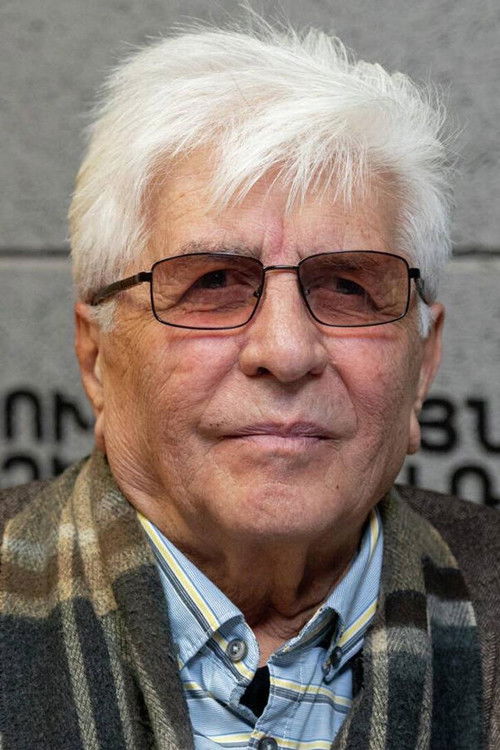 Robert Amirkhanyan as self