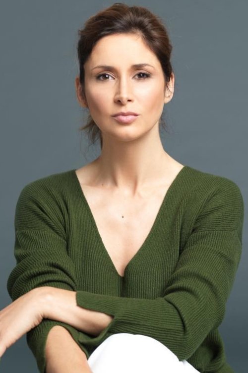 Carla Matadinho as Diana