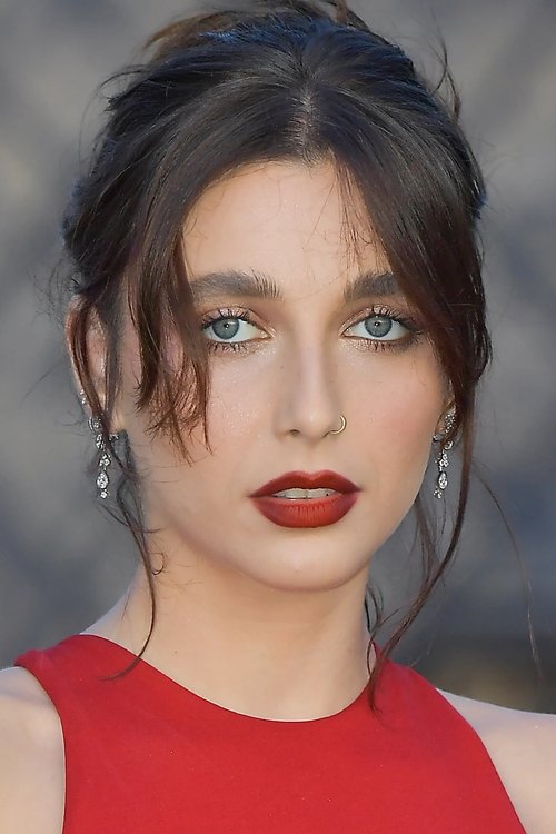 Emma Chamberlain as Pickle