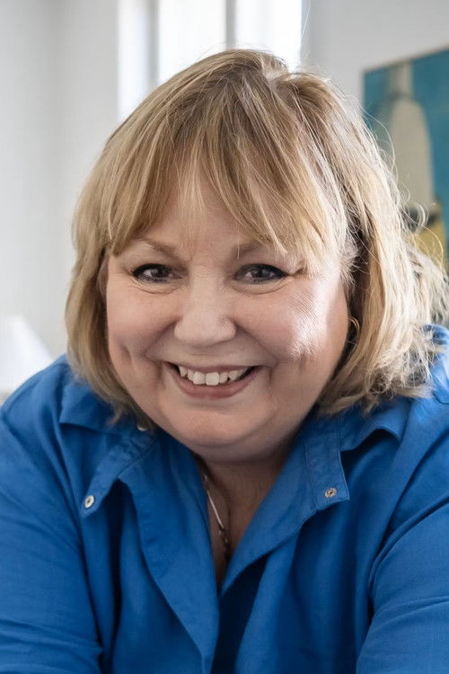 Birgitte Bruun as Lisa