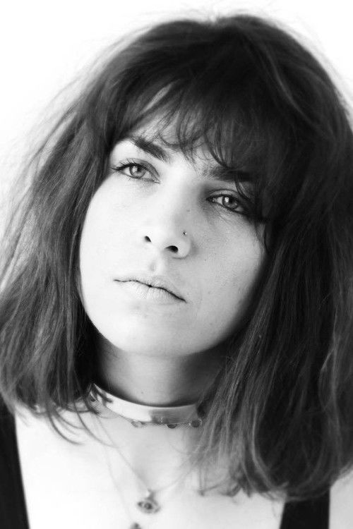 Nour Mobarak as Linda/Narrator