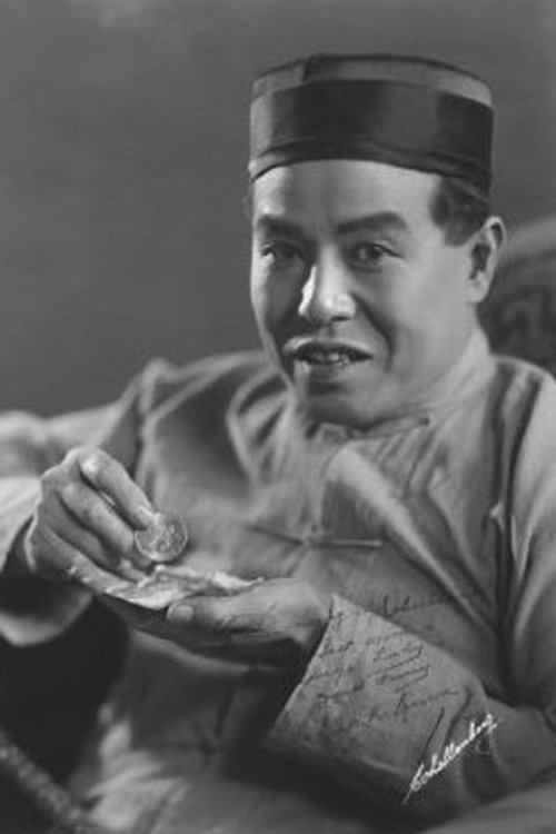 George Kuwa as Sen Yat