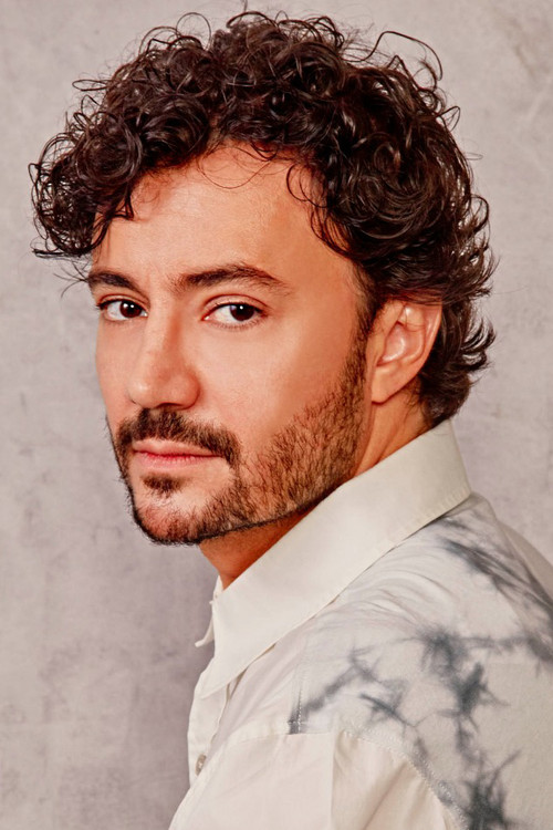 Rafael Primot as Felipe