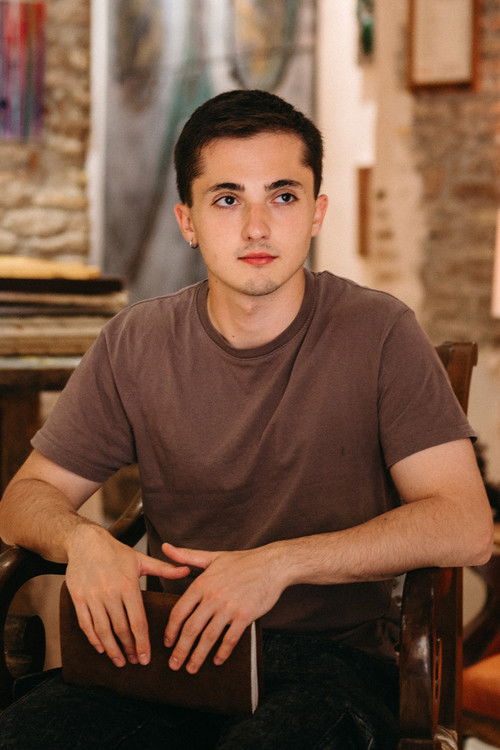 Mario Krastev as Feodor