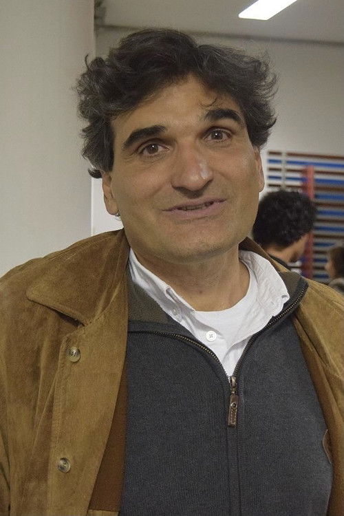 Cao Hamburger as Self