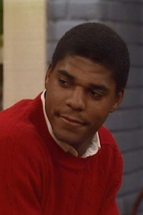 Todd Hallowell as Damon Johnson