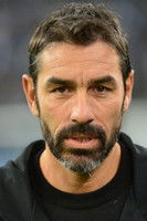 Robert Pirès as Self