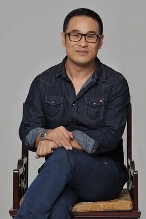 Wei Wang as 罗志晨