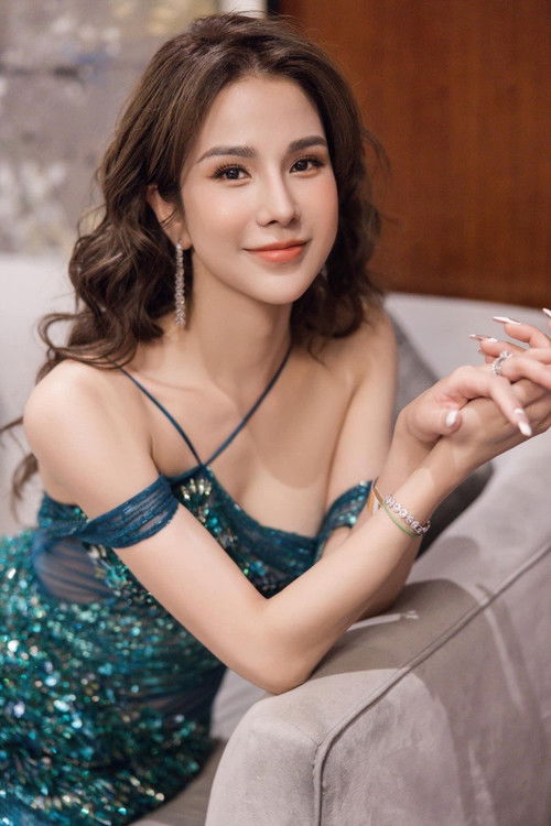 Diệp Lâm Anh as Kiều Nguyệt Nga