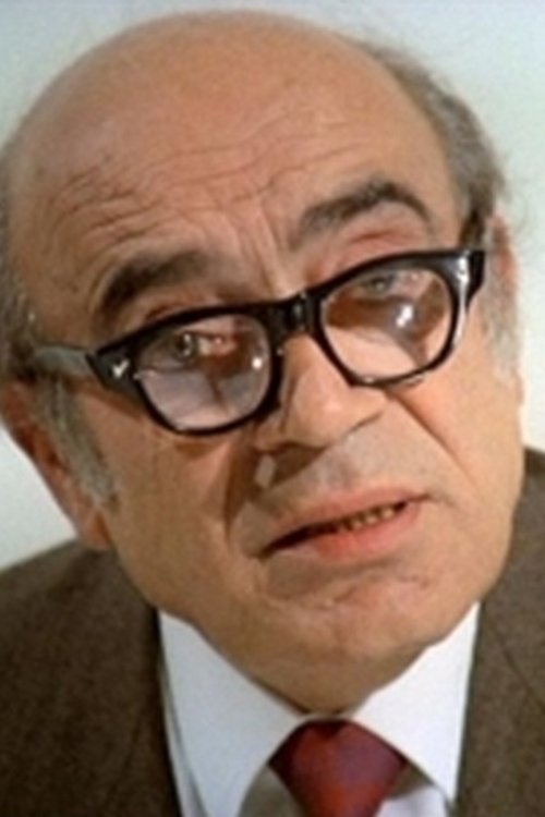 Gianfilippo Carcano as Doctor Guerrasca