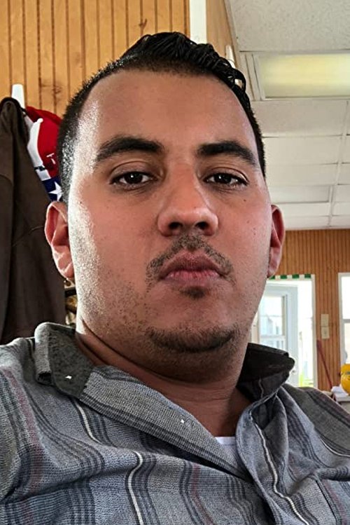 José Alfredo Fernandez as Plug One