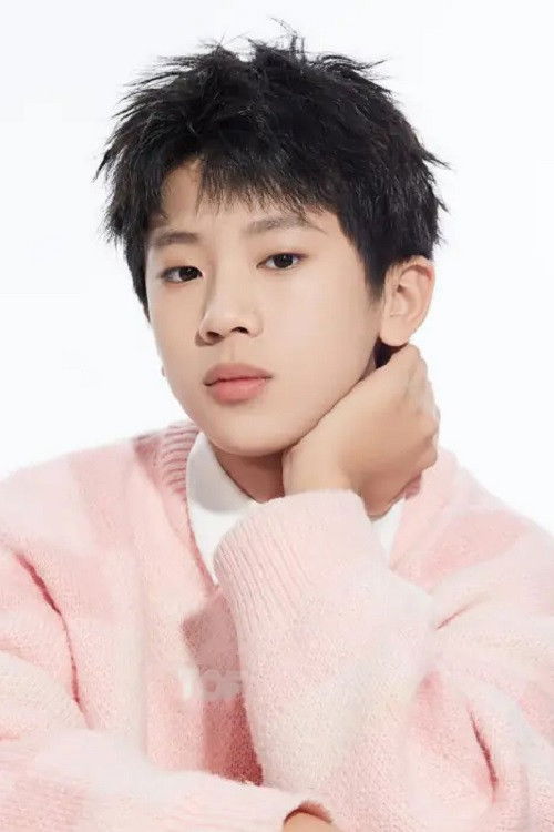 Sheng Zihang as Liao Xiaobo (Child)