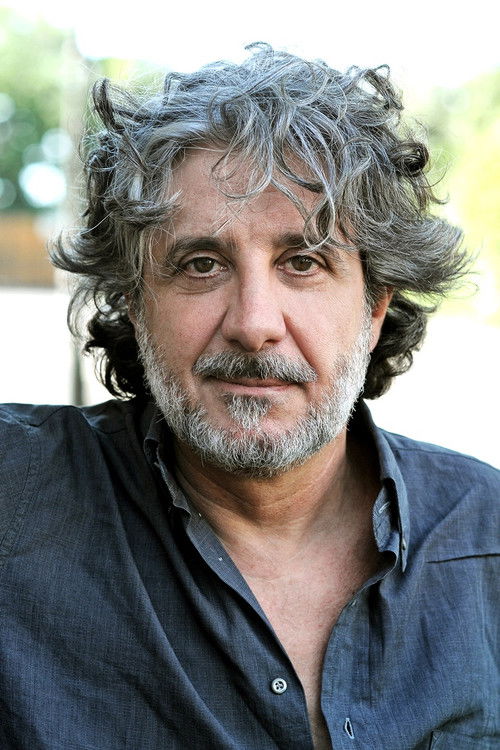Leonardo Petrillo as Stefano
