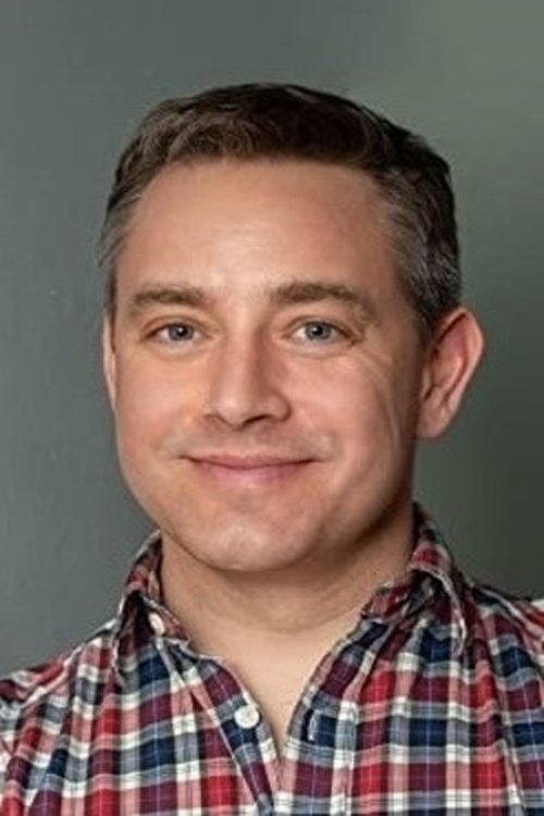 Simon Henderson as Lee