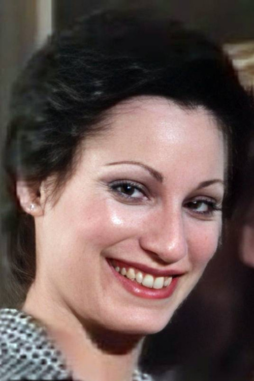 Mary Stuart as Billie