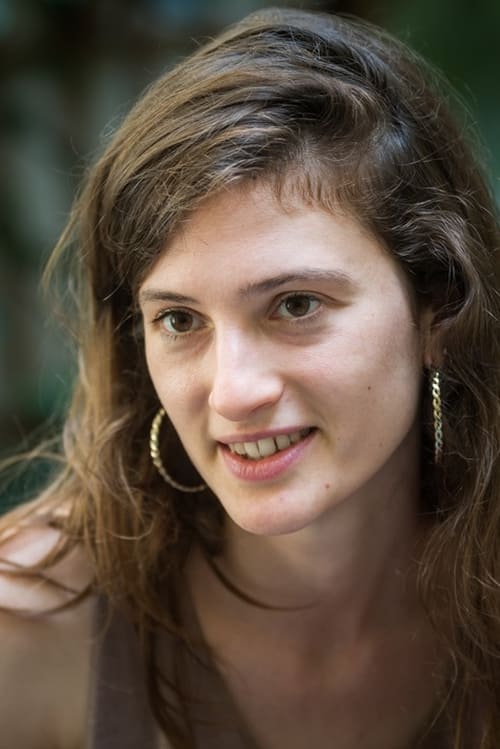 Lili Walters as Magyar Mária / Mária Magyar