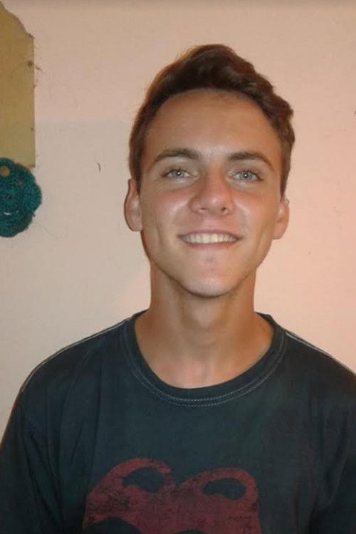 José Traina as Juani