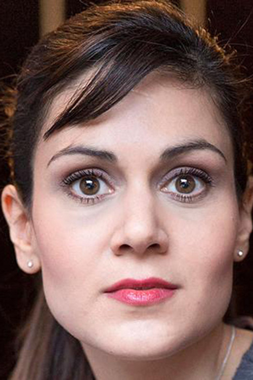 Sophie Dal as Yasmin Ülküm