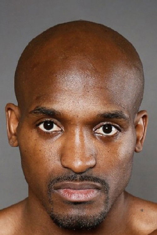 Ray Robinson as Self