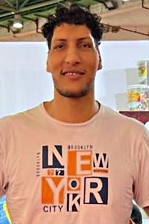 Hamad Fathy Abu El Reesh as 