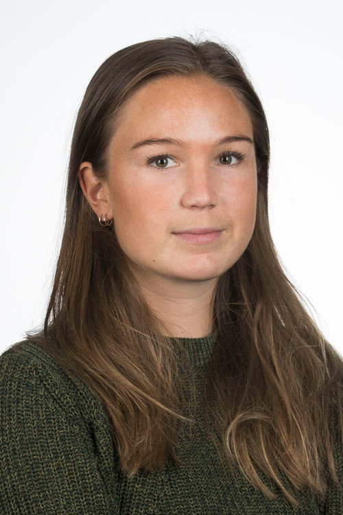 Natalie Remøe Hansen as Self