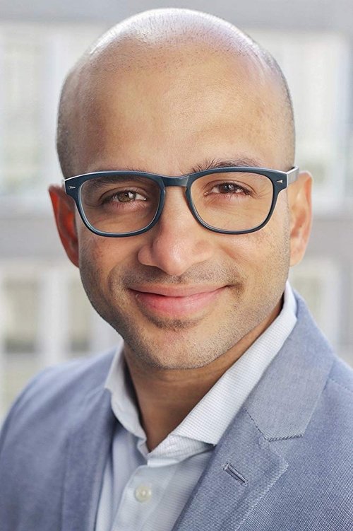 Sai Gundewar as Priya's Colleague #1