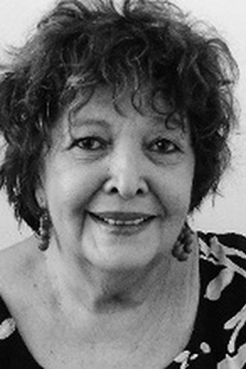 Conceição Senna as Avo