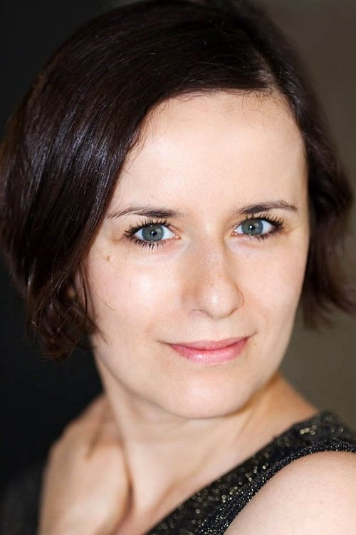 Cécile Pleuge as Lilian