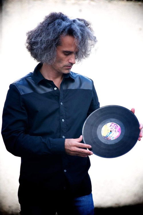 Renato Sampaio as Matias