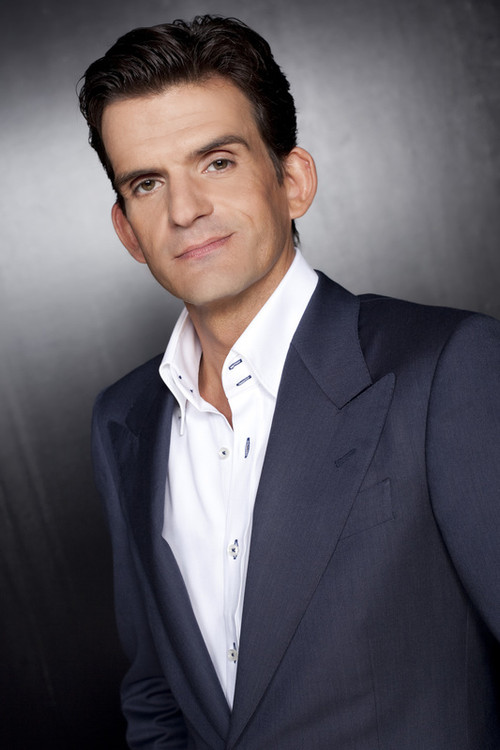 Maurice Wijnen as Self - Coach