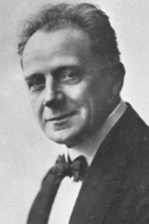 Rudolf Lettinger as Dr. Olsen