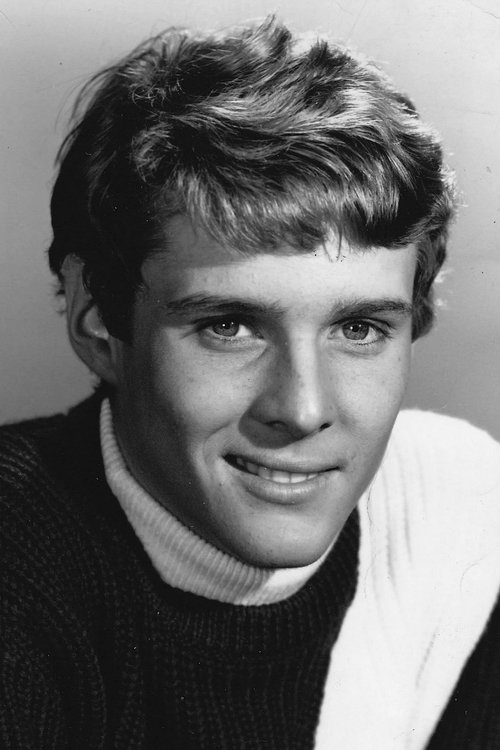 Jay North as Davey Leonard