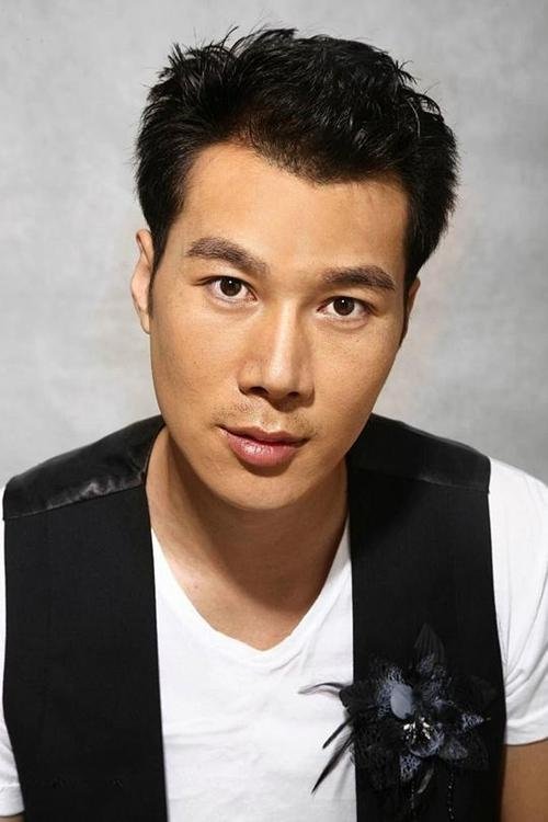 秦隽哲 as Liu, film narrator